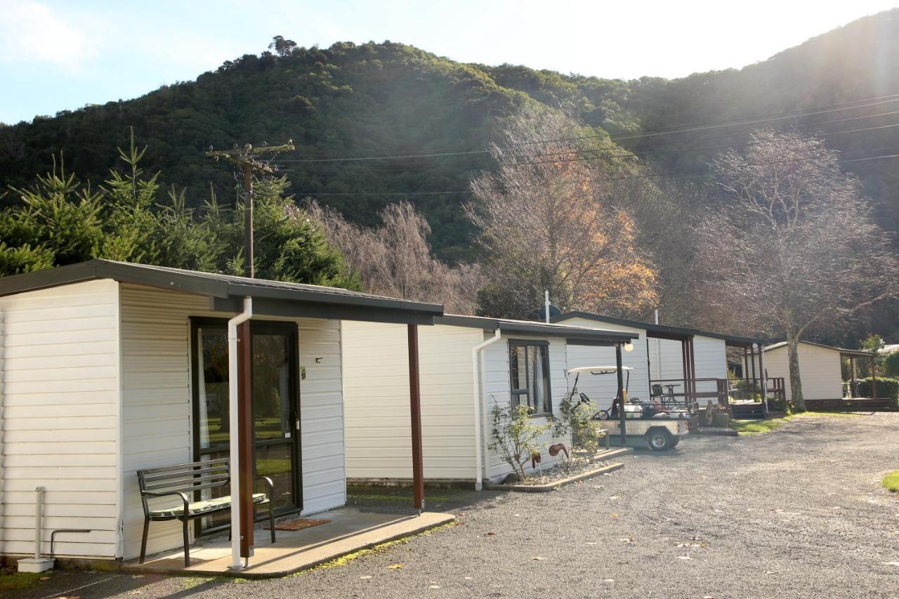 Parklands Marina Holiday Park Picton Esterno foto