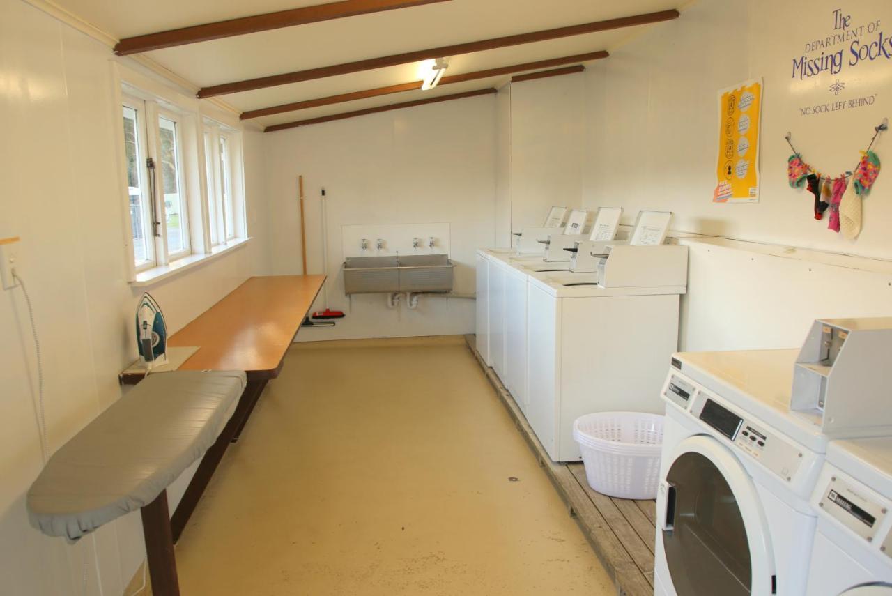 Parklands Marina Holiday Park Picton Esterno foto